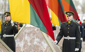 Valstybės vėliavos pakėlimo ceremonija Nepriklausomybės aik&scaron;tėje. 2024 m. Sausio 13 d.