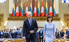 Gitanui Nausėdai įteiktas Lietuvos Respublikos Prezidento pažymėjimas