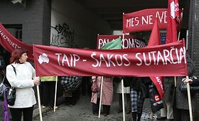 Bibliotekininkų piketas prie Kultūros ministerijos