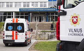 Dėl cheminio pavojaus evakuoti Vilniaus Gedimino technikos universiteto pagrindiniai rūmai