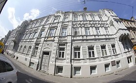Sostinės Vilniaus gatvės 25 name smuikininko karjerą pradėjo Jascha Heifetzas