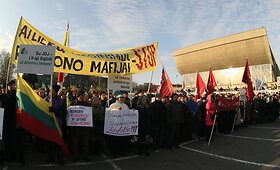 Sostinėje vyksta mitingas prie&scaron; oligarchiją 