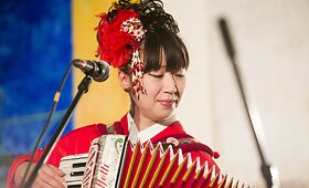Martynas Levickis ir akordeonistų duetas Taca ir Aco atidarė dizaino savaitę &bdquo;Made in Japan&ldquo;