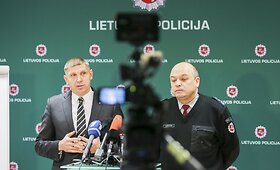 Pristatyta kriminalistų operacija, per kurią demaskuota narkotikų laboratorija