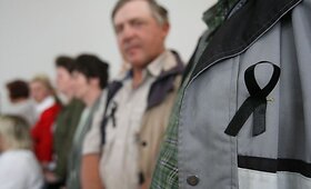 Kalvarijų turgavietės prekeiviai pasipuo&scaron;ė juodais kaspinais