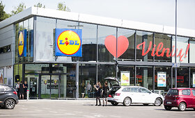 &bdquo;Lidl&ldquo; nusimetė paslapties skraistę &ndash; pakvietė pasivaik&scaron;čioti po būsimąją parduotuvę