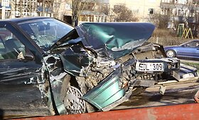 &bdquo;Volkswagen Golf&ldquo; Vilniuje sudaužė tris automobilius