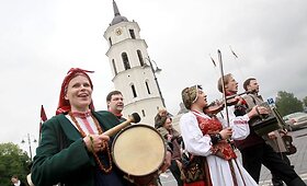 Vilnius atsisveikino su folkloro festivaliu &bdquo;Skamba skamba kankliai&ldquo;