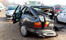 Per tragi&scaron;ką avariją sudaužyti &bdquo;Audi&ldquo; automobiliai