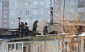 Per daugiabučio namo &scaron;turmą Vladivostoke nužudyti 3 nusikaltėliai