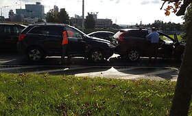 Smulki miesto visureigių avarija prie judraus sostinės žiedo