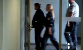Įtariamosios suėmimo procesas narkotikų byloje