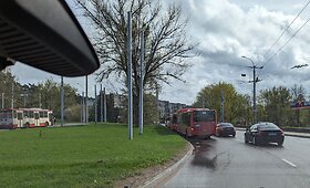 Smulki avarija Vilniuje, trikdžiusi eismą prie Antakalnio žiedo