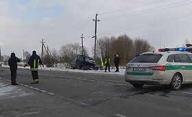 Tragi&scaron;kas mi&scaron;kavežio ir mikroautobuso susidūrimas Dauguose