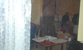 Lazdijų miesto apylinkės komisiją bandyta nu&scaron;alinti nuo balsų skaičiavimo
