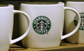 &bdquo;Starbucks&ldquo; plečiasi Azijoje