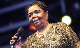 Cesaria Evora &ndash; unikalaus balso atlikėja