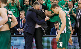 &bdquo;Žalgirio&ldquo; krep&scaron;ininkai nusilenkė sirgaliams