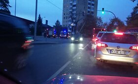 Pirmadienio rytą Kaune į stulpą trenkėsi &bdquo;Mazda&ldquo;