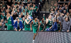 Laukiama akimirka &ndash; &bdquo;Žalgiris&ldquo; įmeta 100-ąjį ta&scaron;ką
