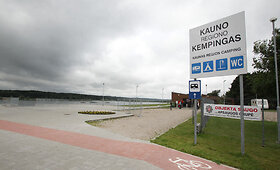 Kaune atidarytas kempingas laukia lankytojų