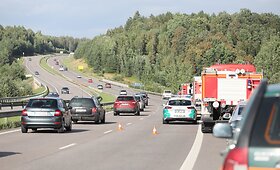 Netoli Kauno apvirto benzovežis