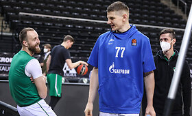 Prie&scaron; Eurolygos rungtynes smagus bendravardžių pasi&scaron;nekučiavimas