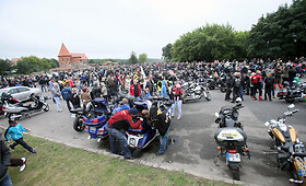 Motociklų kolona drebino Kauną