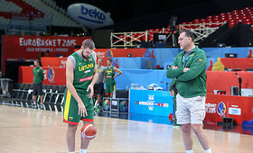 Rinktinės treniruotę stebėjo Arvydas Sabonis