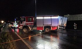 Pakaunėje susidūrė BMW ir vilkikas