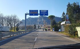 Netikri ginklai ir kiti San Marino stebuklai