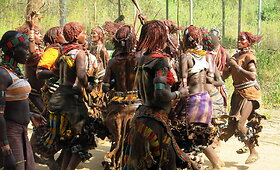 Spalvinga ir nenuobodi Afrika