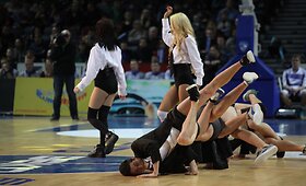 &bdquo;Mochito&ldquo; merginas &bdquo;&scaron;ildė&ldquo; pusnuogiai vyrukai