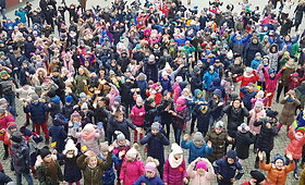 &Scaron;imtai Klaipėdos pradinukų Nepriklausomybės dieną pasitiko &scaron;okio ritmu