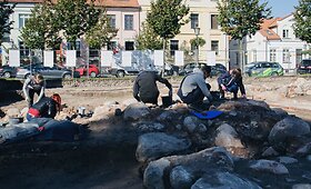 Jubiliejų &scaron;venčiantis universitetas pakvietė miestiečius pabūti archeologais