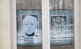 Klaipėdos rotu&scaron;ės languose &ndash; karpyti laisvės gynėjų portretai