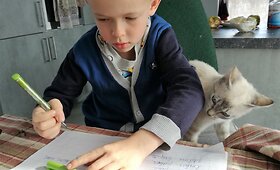 Dingo gyva kalėdinė dovana: Klaipėdoje berniukas ie&scaron;ko katytės