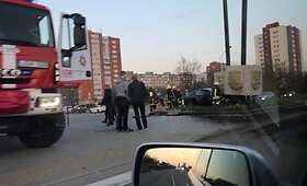 Dideliu greičiu lėkusi "Opel Vectra" Klaipėdoje rėžėsi į stulpą