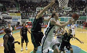 &bdquo;Žalgiris&ldquo; prie&scaron;inosi pusantro kėlinio