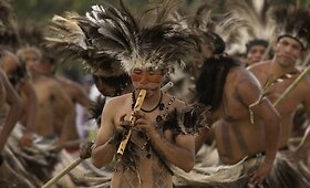 Brazilijoje indėnai varžosi įvairiose rungtyse