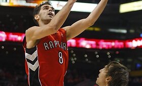 &bdquo;Raptors&ldquo; liko per žingsnį nuo pergalės