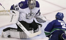 NHL: Vankuverio &bdquo;Canucks&ldquo; nesunkiai įveikė &bdquo;Kings&ldquo;