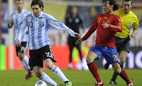 L.Messi i&scaron;rinktas geriausiu 2009 metų Senojo žemyno futbolininku