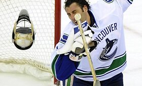 NHL: &bdquo;New Jersey Devils&ldquo; pralaimėjo &bdquo;Vancouver Canucks&ldquo; ekipai