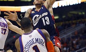 Klivlando &bdquo;Cavaliers&ldquo; nesunkiai įveikė &bdquo;Suns&ldquo; ekipą