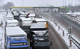 Europą paralyžiavo &scaron;altis ir sniegas