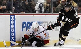 NHL: &bdquo;Ducks&ldquo; ir &bdquo;Flames&ldquo; dvikova
