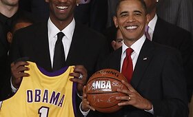 B.Obama susitiko su NBA nugalėtojais Los Andželo &bdquo;Lakers&ldquo; krep&scaron;ininkais