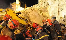 Maroke sugriuvus minaretui žuvo 40 žmonių 