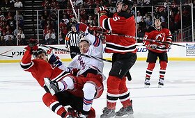 Tryliktas rezultatyvus Dainiaus Zubraus perdavimas NHL pirmenybėse